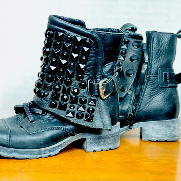 ALDO Black Leather Ankle Boots with Detachable Studs 37 - Picture 8 of 9